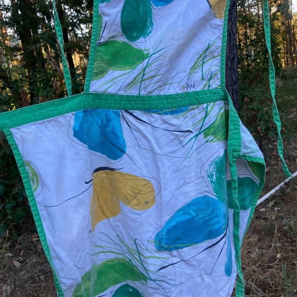 Vera Neumann vintage butterfly apron